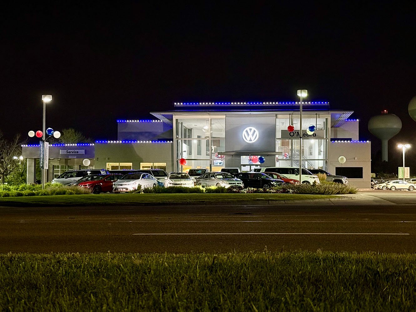 VW dealership lighting
