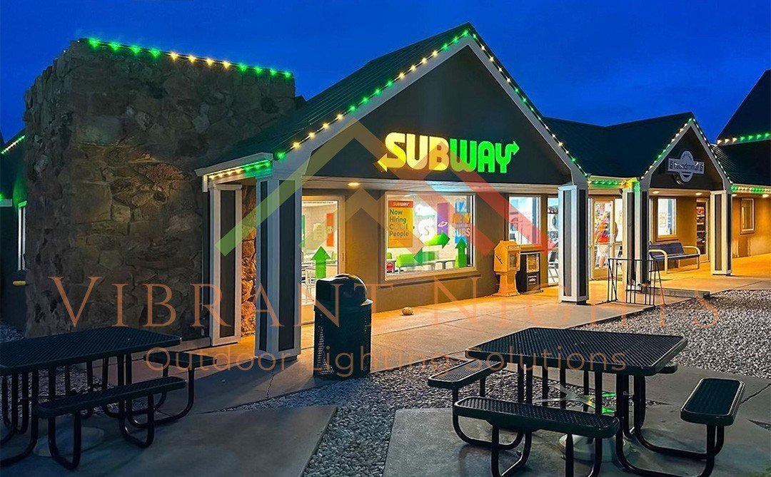 Subway restaurant lighting