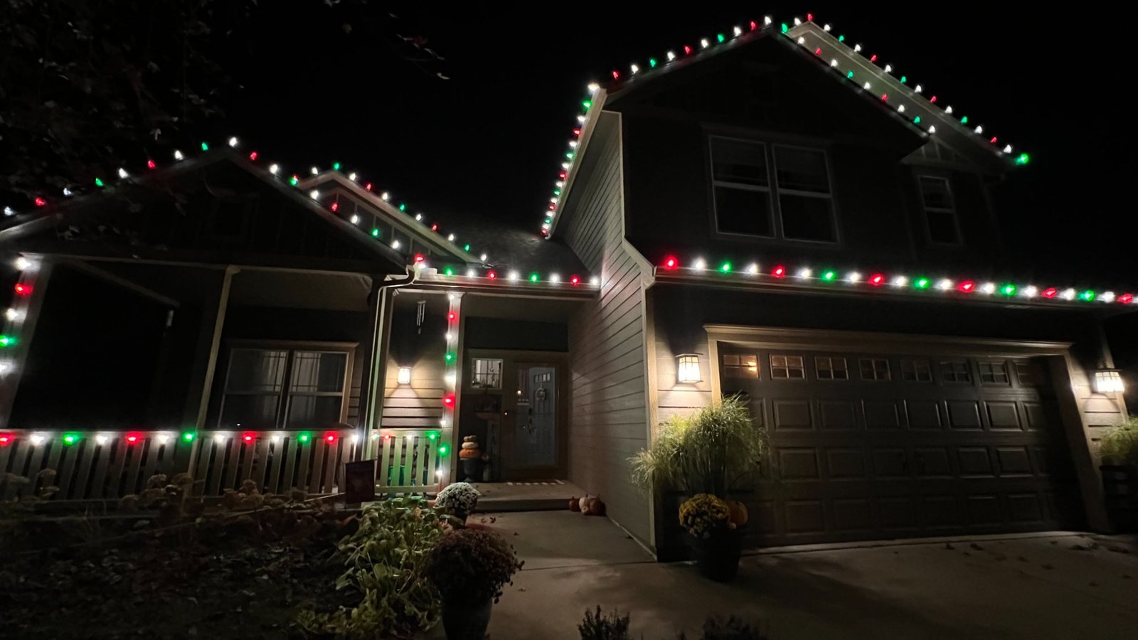 Christmas lights residential installation Kansas